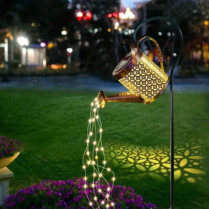 Lanterne Solaire Jardin Rétro Métal Étanche – Arrosoir LED Suspendu Extérieur